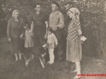 Sajewicze. Od lewej: Anastazja, Piotr, Sergiusz z Marią, a miedzy mini ?. Na dole córki Sergiusza i Marii: Ala i Tamara