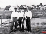 Od lewej: Józef i Włodzimierz Olichwier oraz Janusz Szymańczuk (w Narewce na Jana)